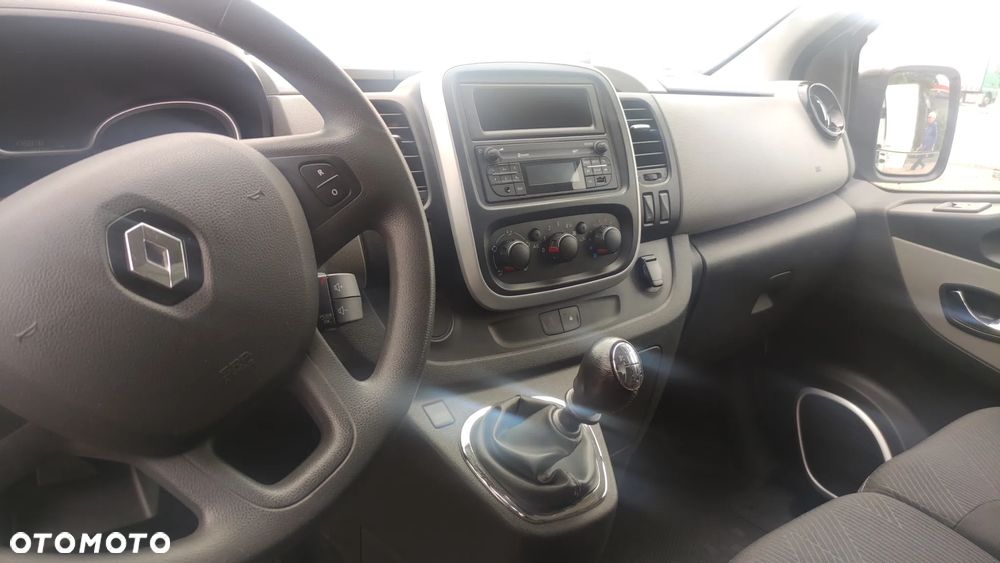 Renault Trafic - 11