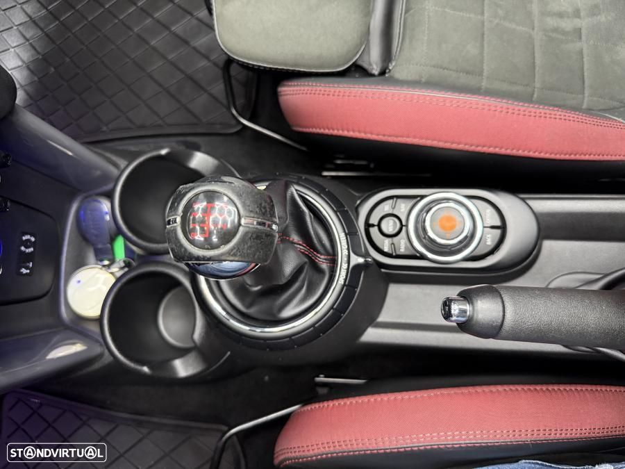 MINI Cabrio - 19