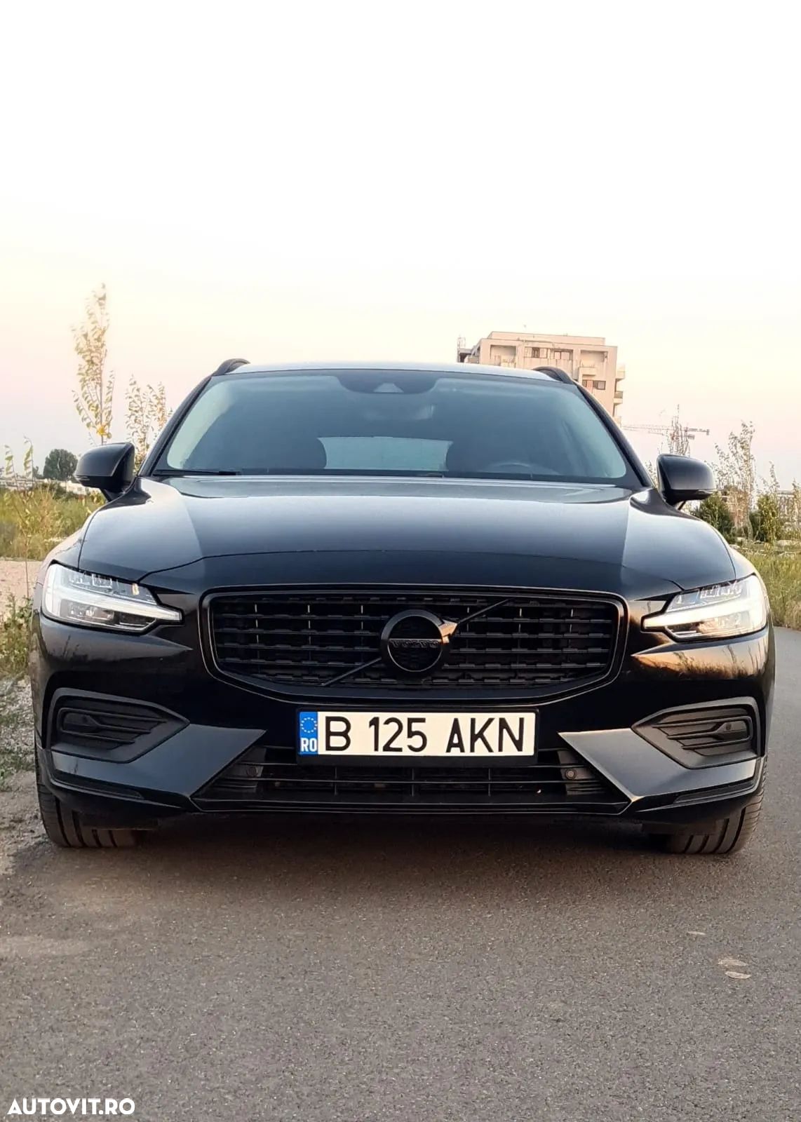 Volvo V60 B3 B Geartronic Momentum - 1