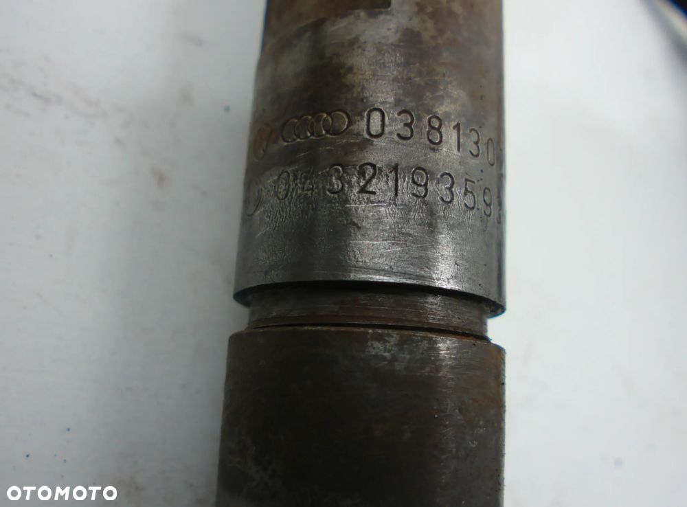 VW Seat Audi 1.9 tdi  Wtryskiwacz paliwa 038130202B - 5