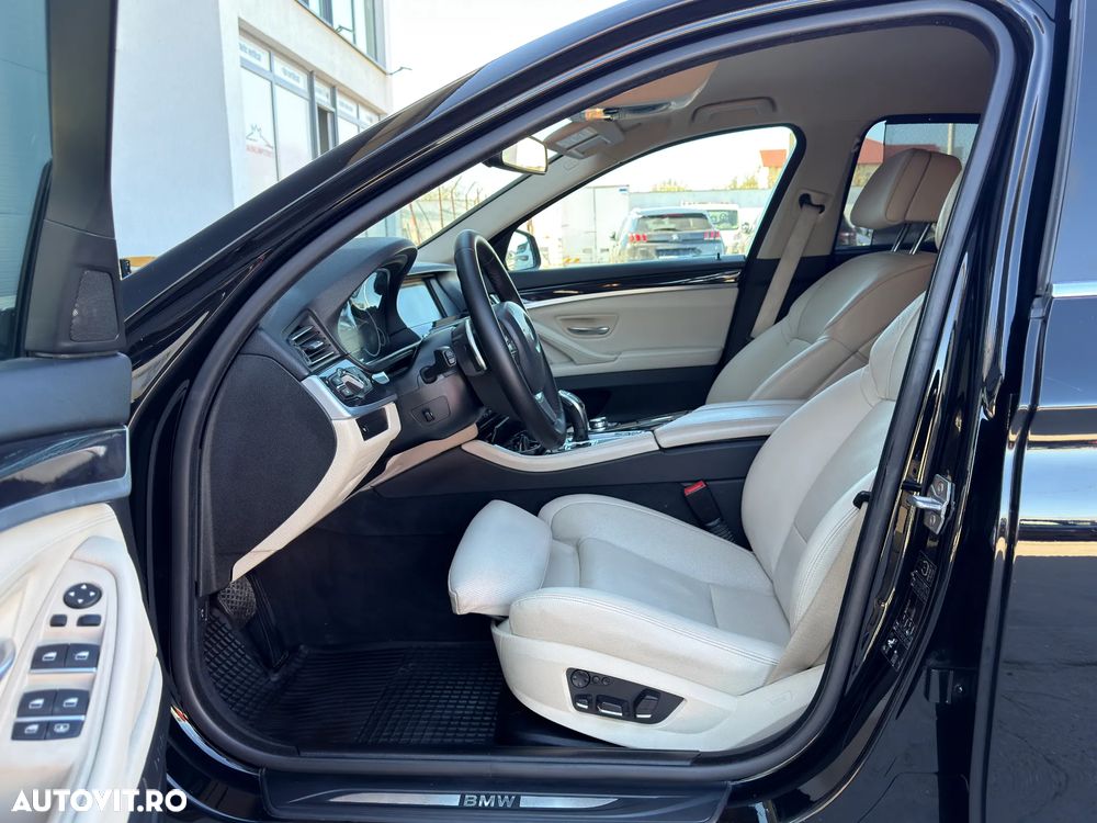 BMW Seria 5 520d Aut. - 24