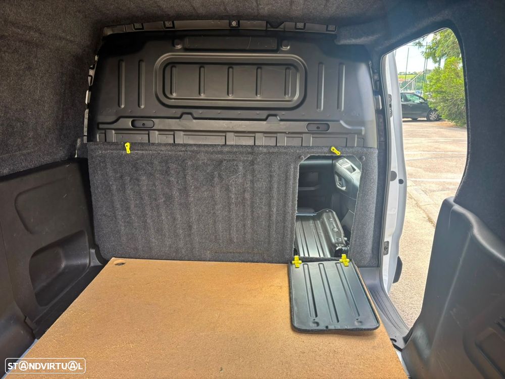 Opel Combo 1.5 CDTi 102cv L2 H1 ENJOY - AC - IVA DEDUTÍVEL - 17