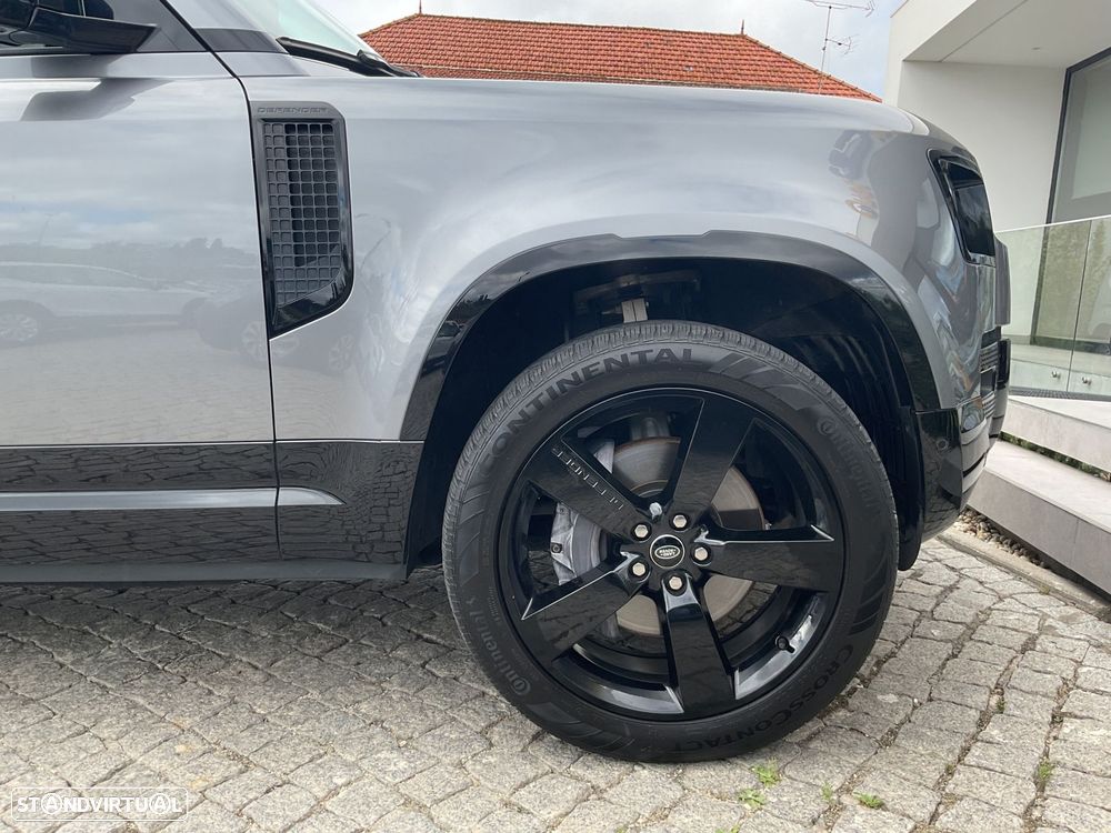 Land Rover Defender 3.0 D250 110 AWD X-Dynamic SE - 16