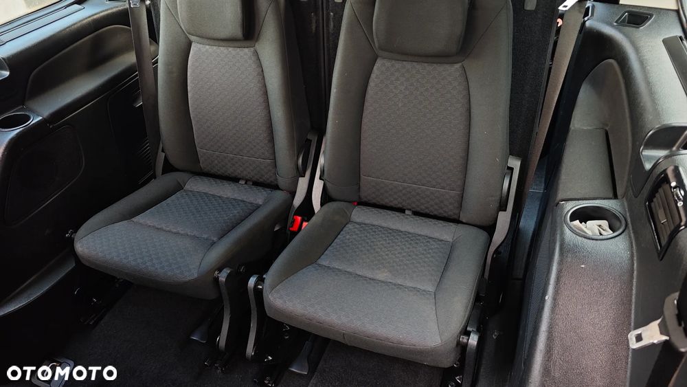 Ford Galaxy 2.0 Ghia - 8