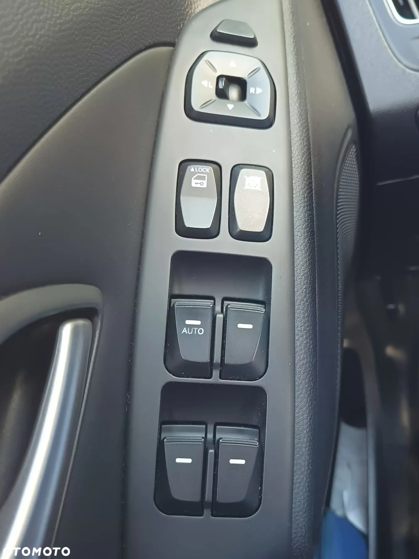 Hyundai ix35 - 12