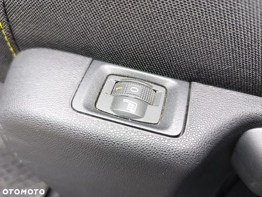 Citroën C3 1.2 PureTech Shine - 20