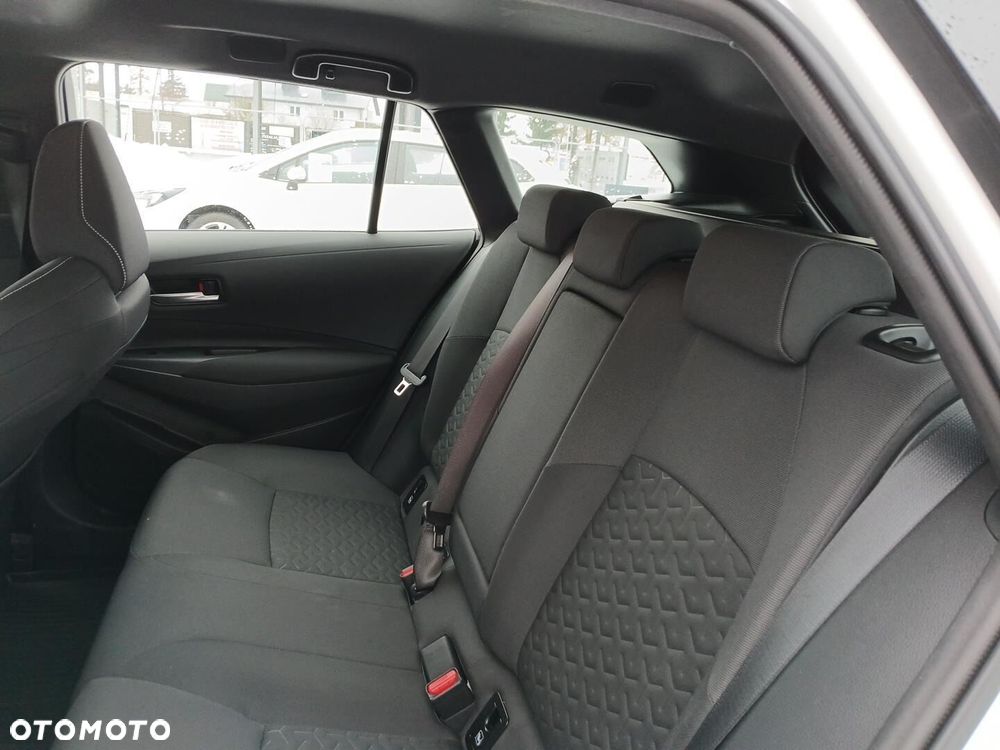 Toyota Corolla 1.8 Hybrid Comfort - 18