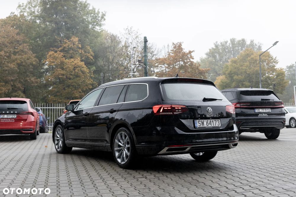 Volkswagen Passat 2.0 TDI EVO Elegance DSG - 4
