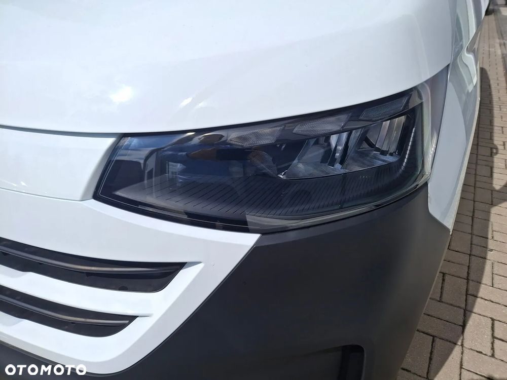 Volkswagen Transporter - 9
