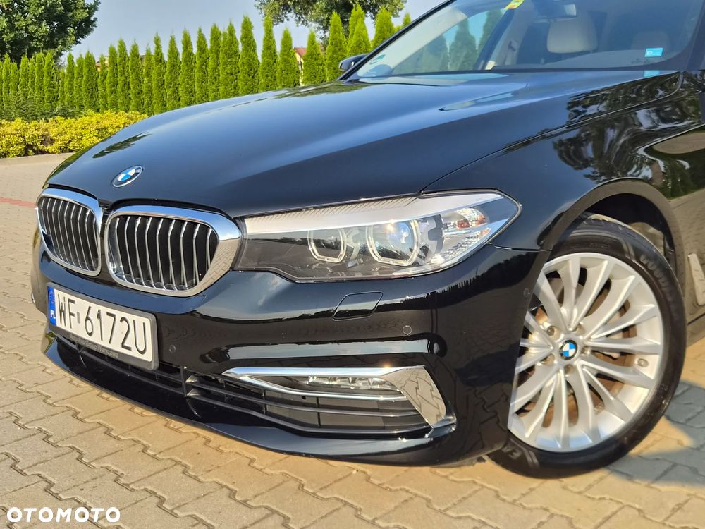 BMW Seria 5 520d xDrive Luxury Line sport - 31