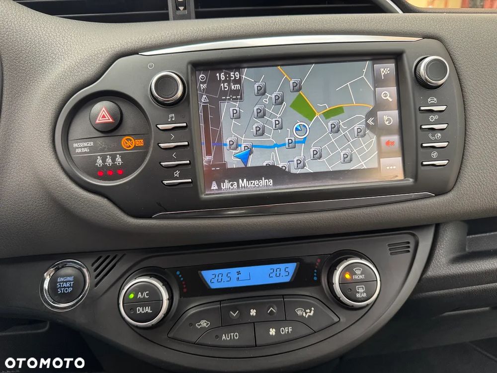 Toyota Yaris - 31