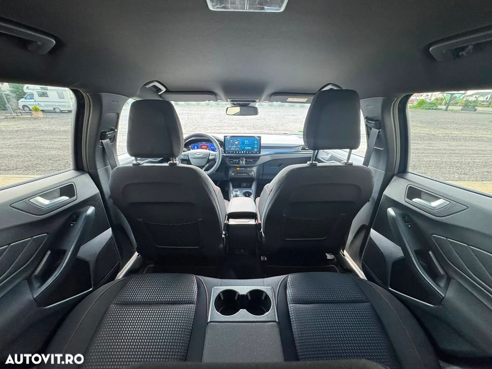 Ford Focus 1.5 EcoBlue 8AT ST-Line X - 12