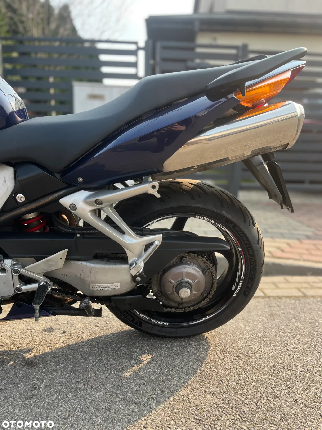 Honda VFR - 13