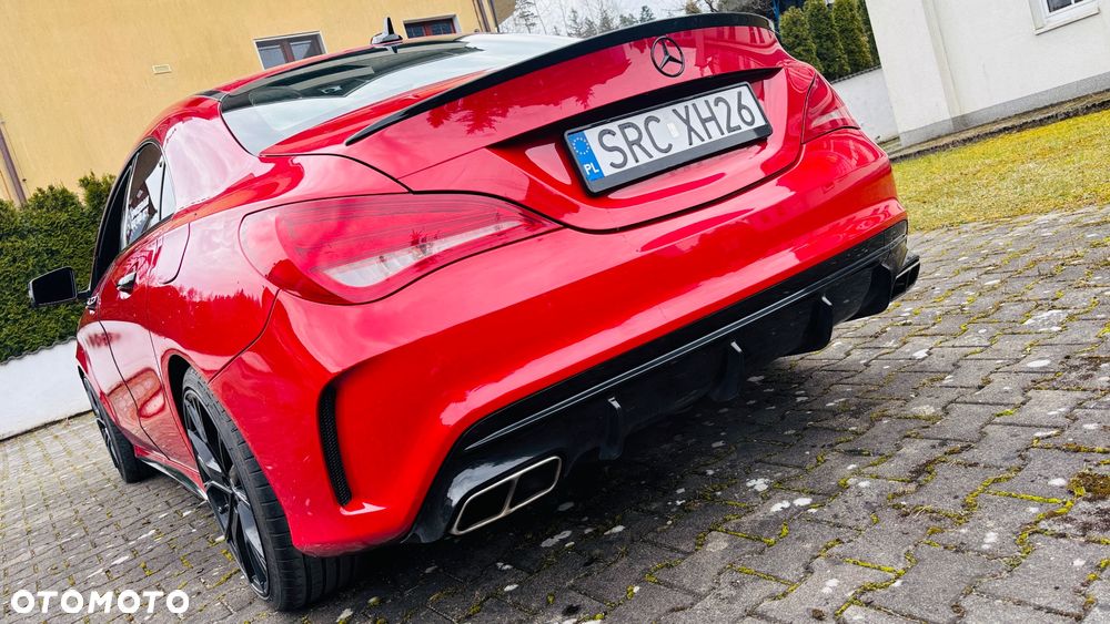 Mercedes-Benz CLA 250 4Matic 7G-DCT AMG Line - 5