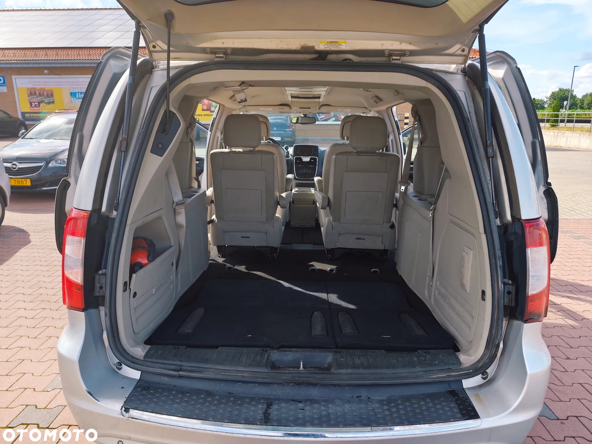 Chrysler Town & Country 3.6 Touring - 20