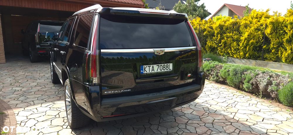 Cadillac Escalade 6.2 V8 AWD AT Platinum - 5