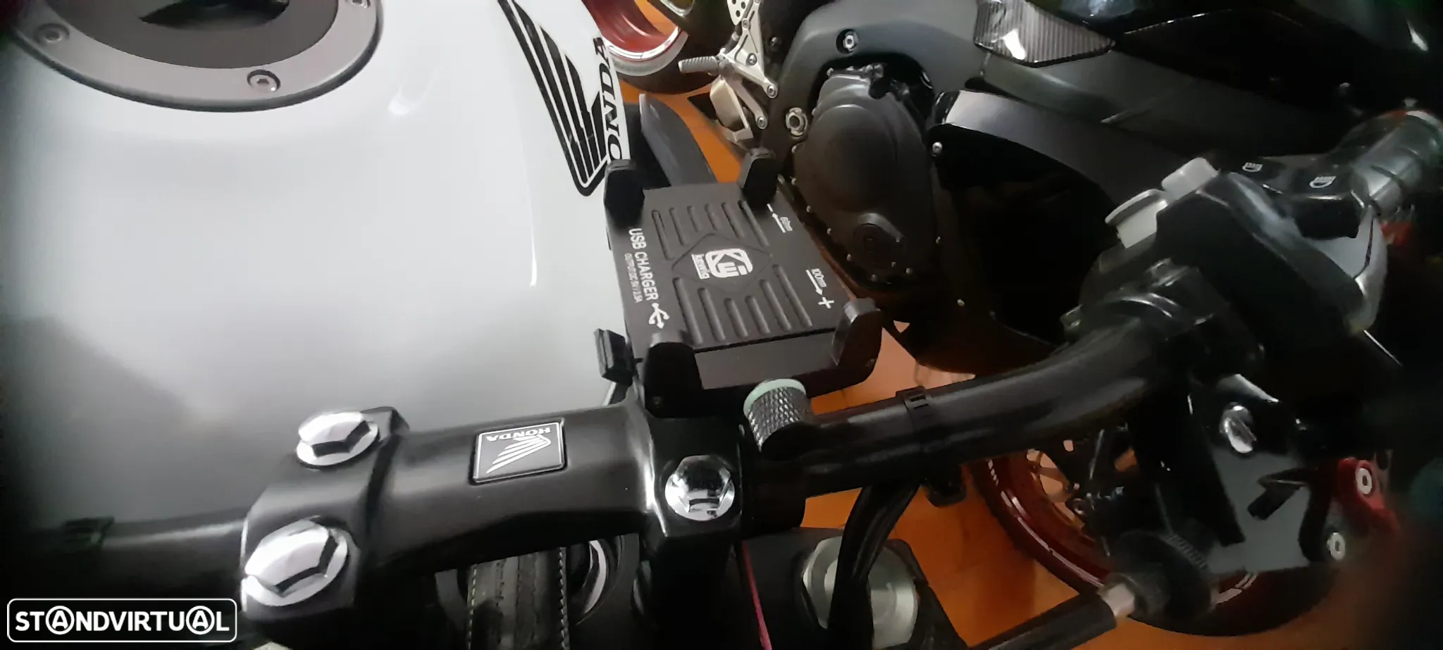 Honda CB - 7