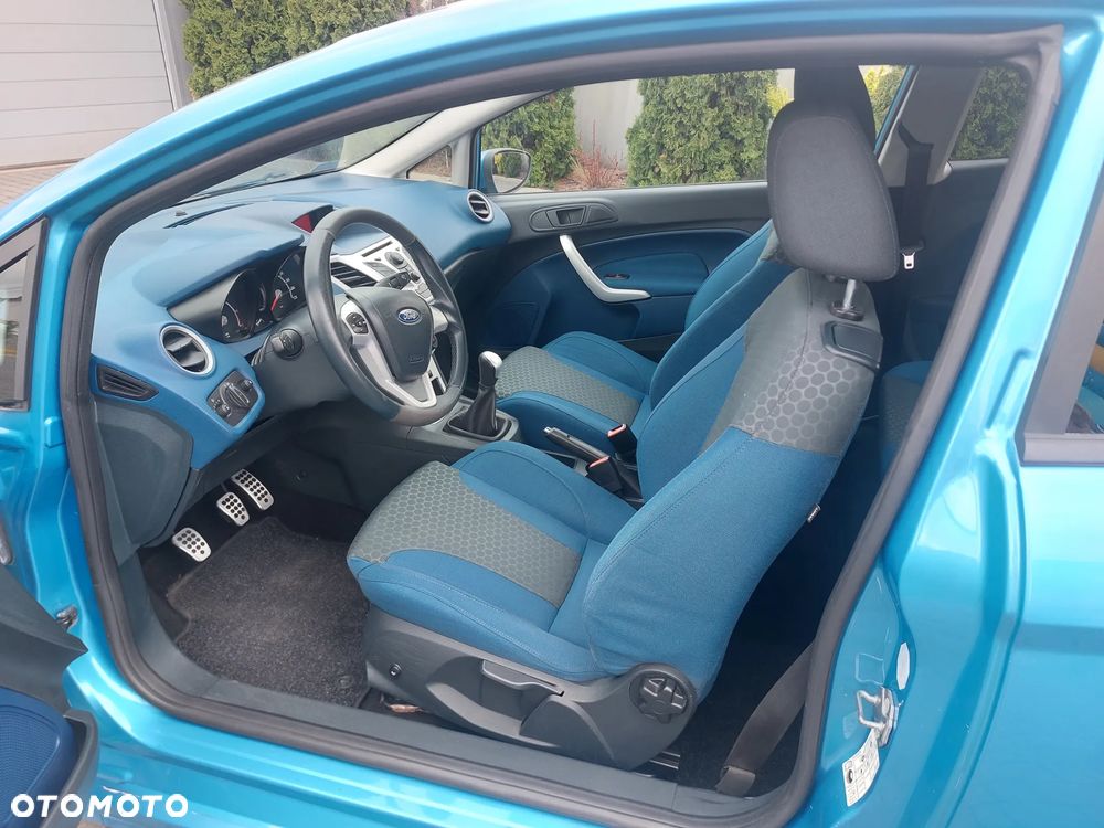 Ford Fiesta 1.4 Titanium - 11