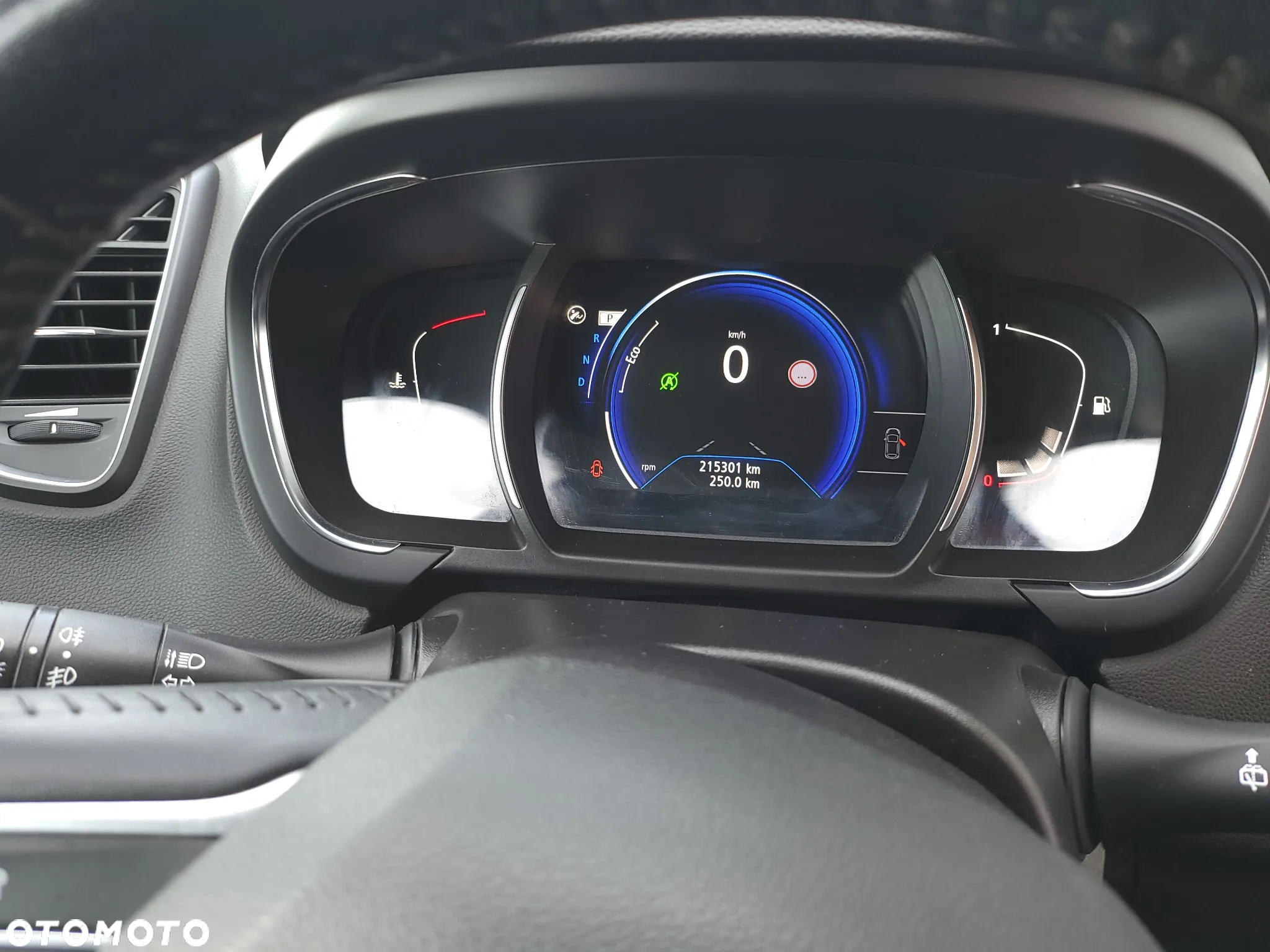 Renault Grand Scenic dCi 110 EDC LIMITED - 16