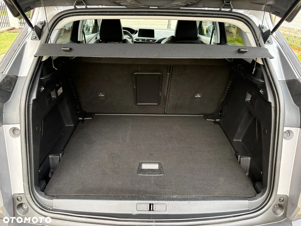 Peugeot 3008 1.6 BlueHDi Allure S&S - 15