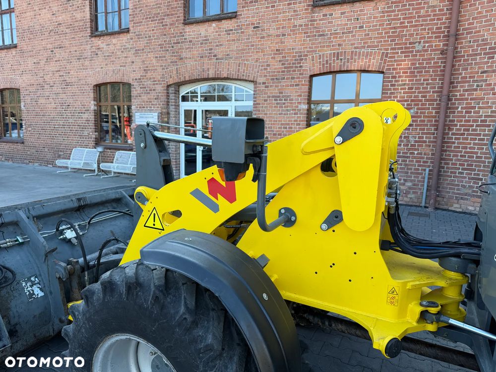 Wacker Neuson WL44 - 16
