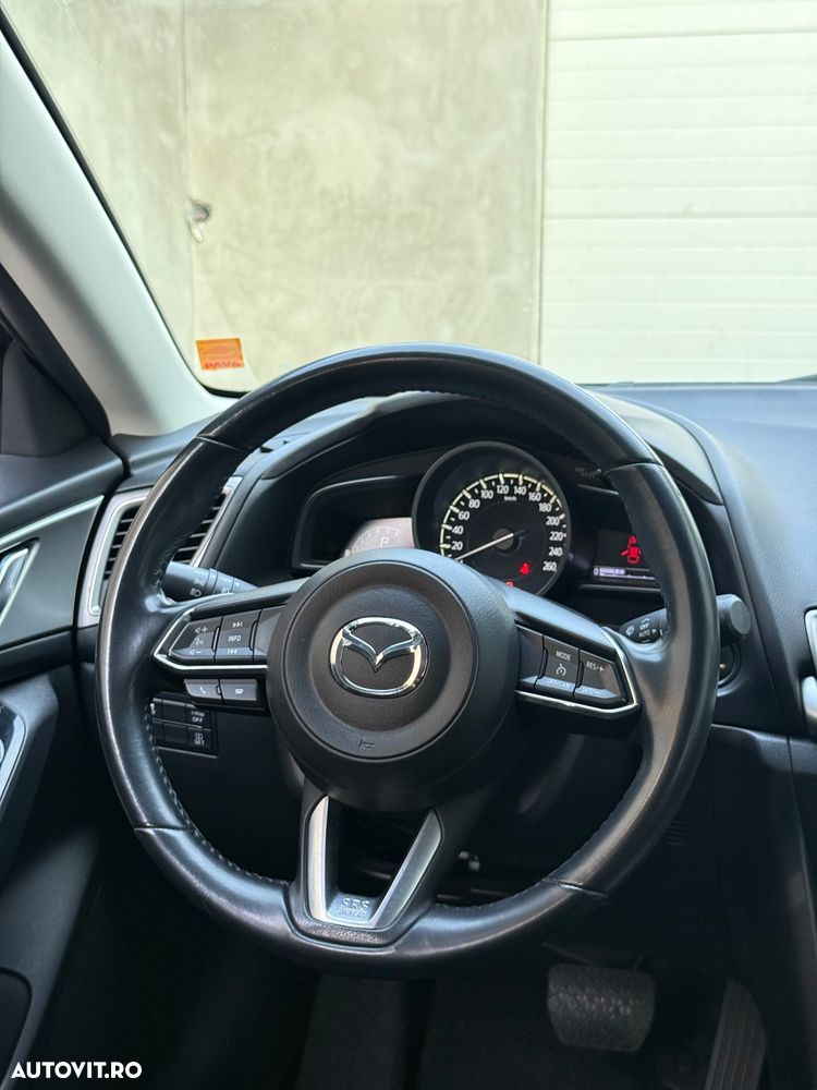 Mazda 3 - 7