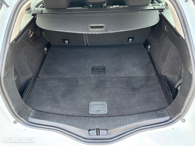 Renault Mégane Sport Tourer 1.5 dCi Confort - 12