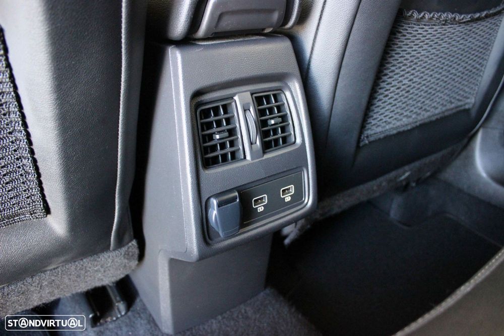 Renault Captur 1.0 TCe Exclusive - 25