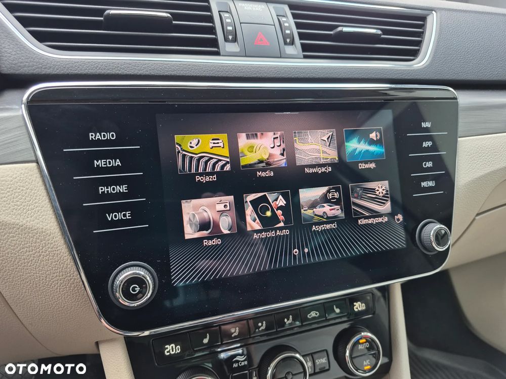 Skoda Superb 2.0 TDI SCR Style DSG - 19