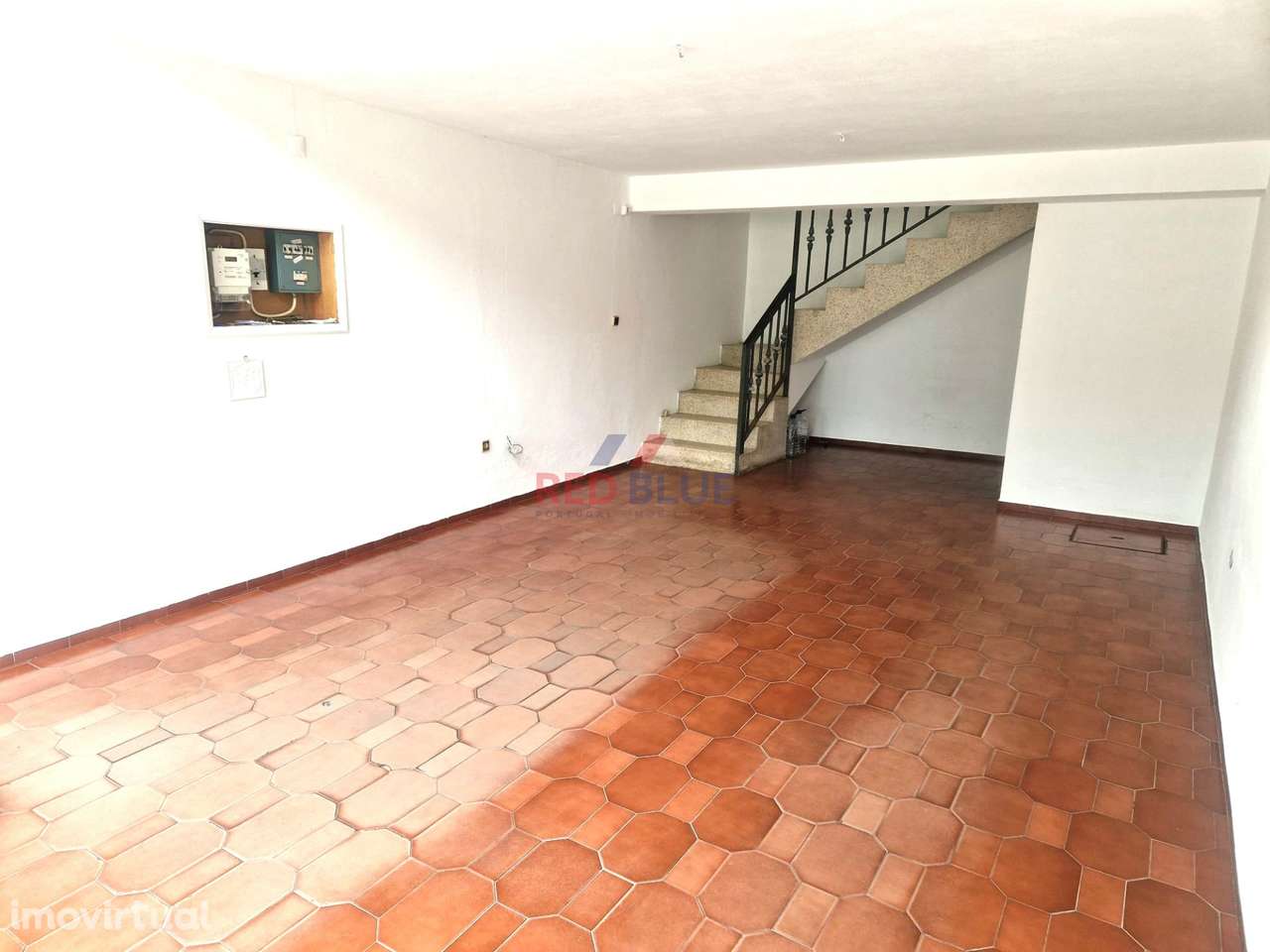 LOJA PARA VENDA, 1ª LINHA DE MAR, PÓVOA DE VARZIM - Grande imagem: 4/17