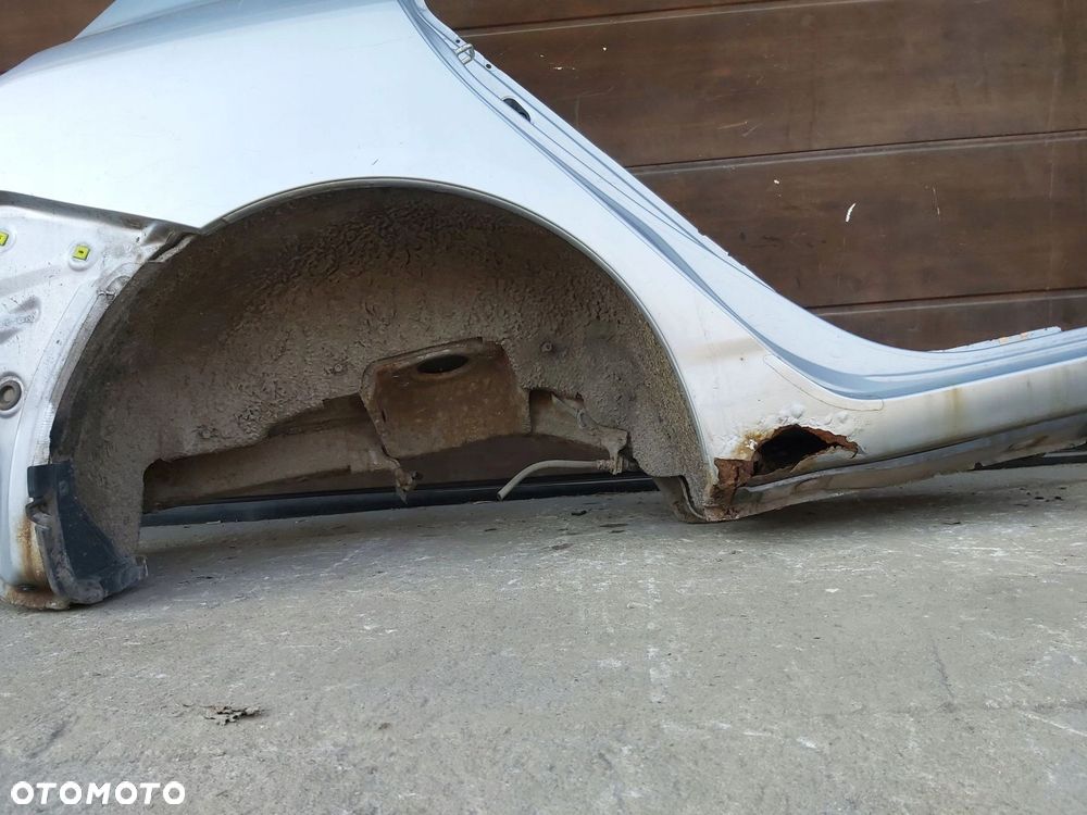 Toyota Corolla E12 błotnik tył prawy HB ćwiartka hatchback - 4