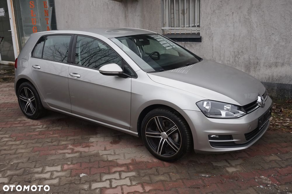 Volkswagen Golf - 19