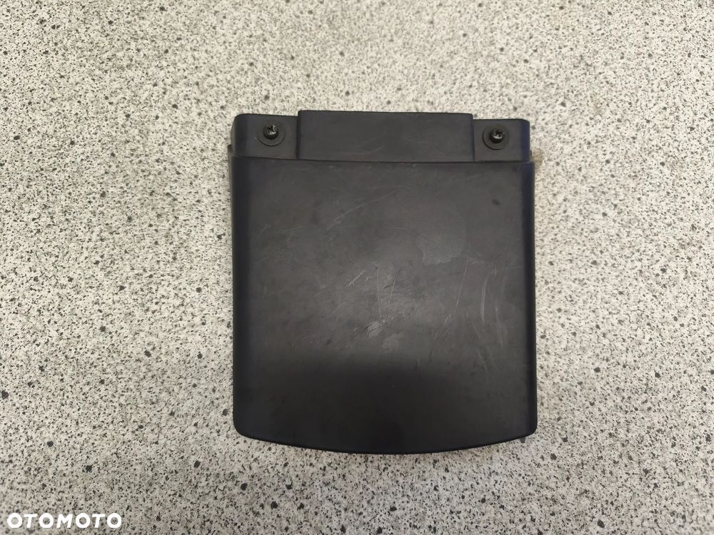 Przedłużenie błotnika, chlapacz, mocowanie tablicy rejestracyjnej Honda CB 750 CB750 - 1