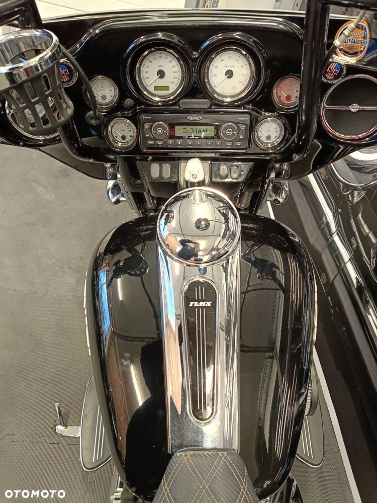 Harley-Davidson Touring Street Glide - 7