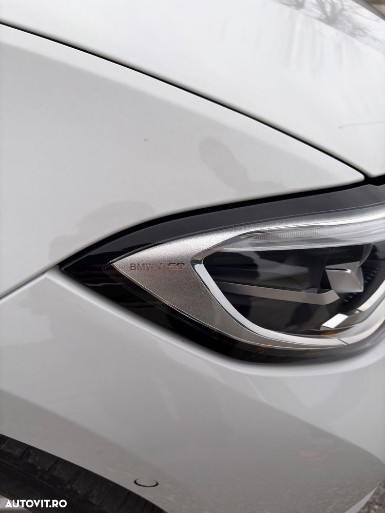 BMW Seria 3 330e Aut. - 12