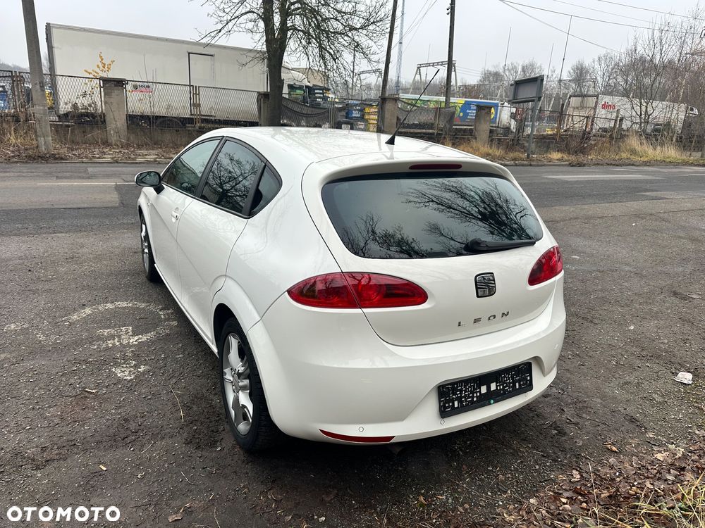 Seat Leon 1.6 Style - 8