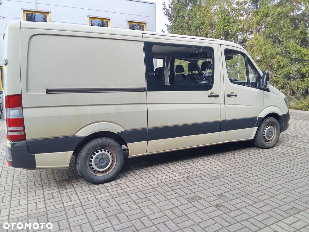 Mercedes-Benz Sprinter 906.211 - 6