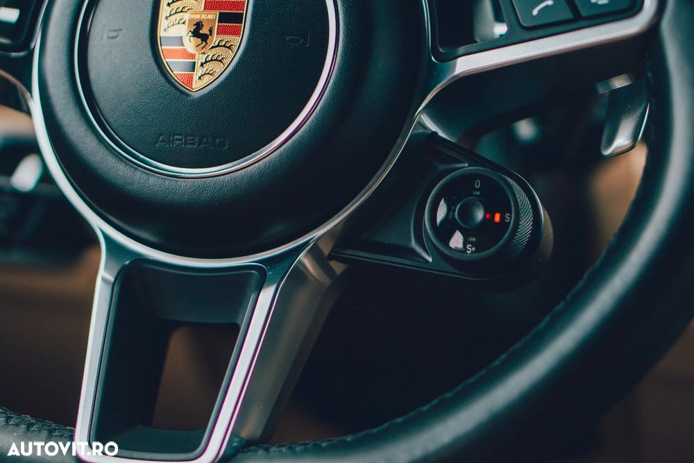 Porsche Cayenne Coupe S - 6