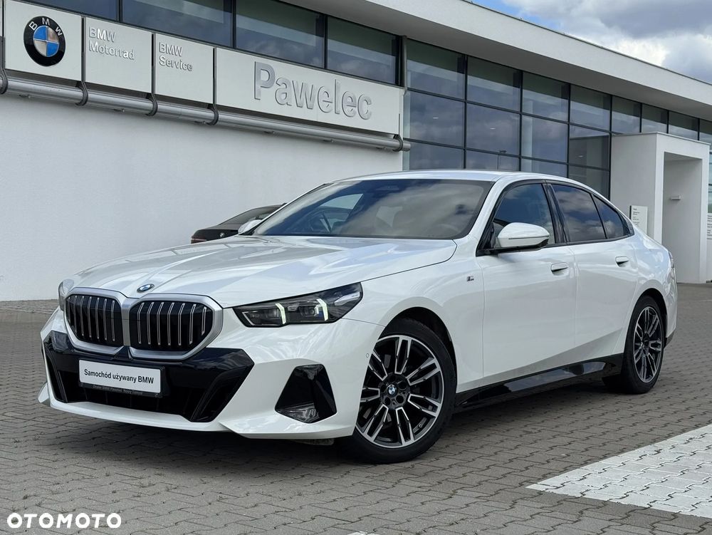 BMW Seria 5 520i mHEV - 3