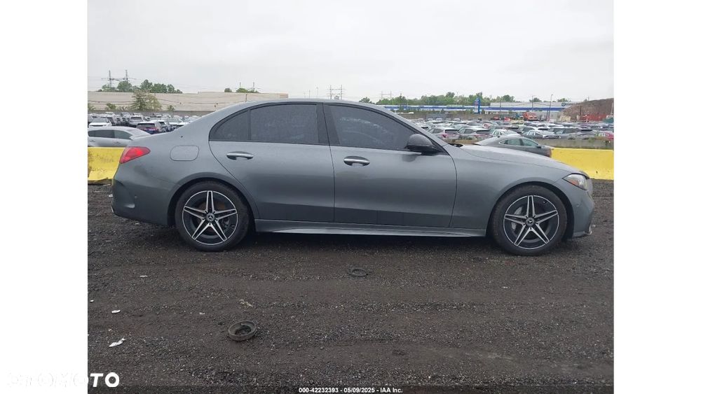 Mercedes-Benz Klasa C 300 4Matic 9G-TRONIC Edition AMG Line - 6