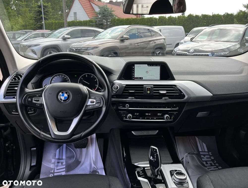 BMW X3 sDrive18d Advantage - 15