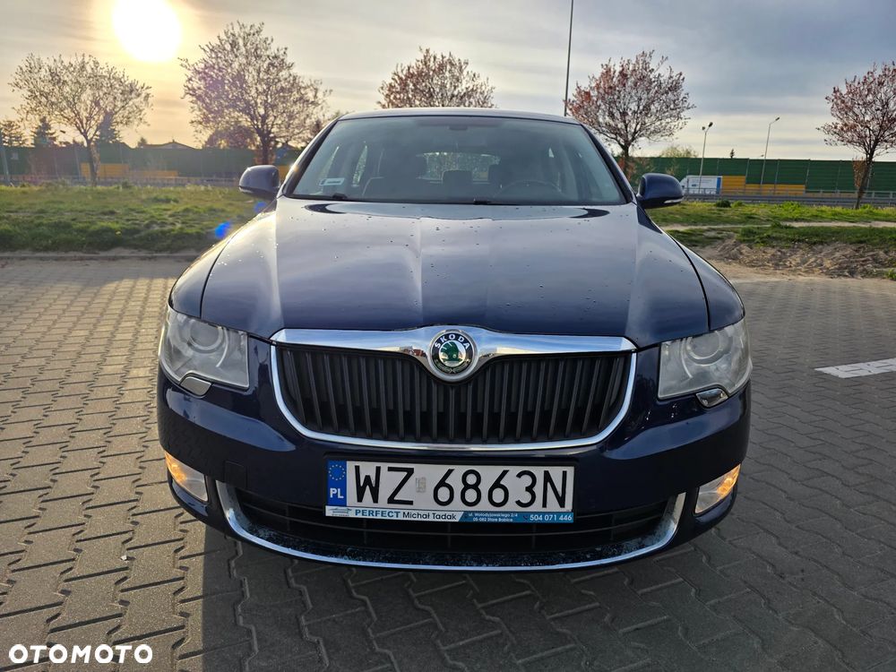Skoda Superb 2.0 TSI Ambition DSG - 2