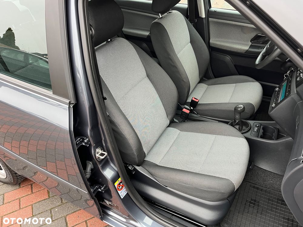 Skoda Fabia - 25