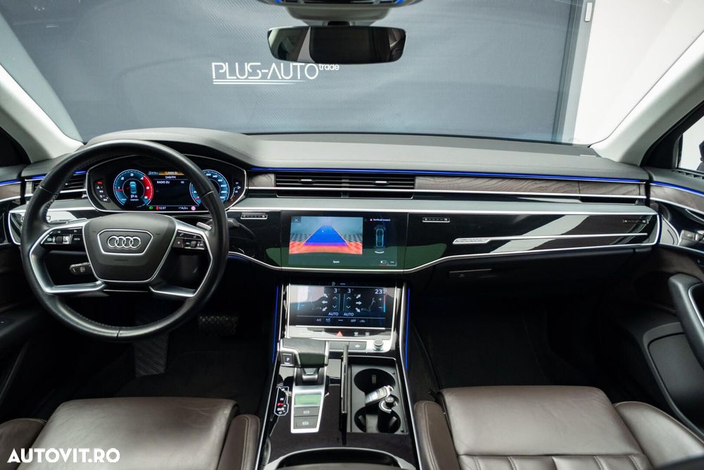 Audi A8 - 32