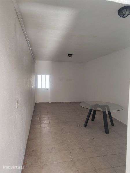 Garagem/Armazém-  Com Wallbox para Eletricos- Junto Continente Caneças - Grande imagem: 2/6