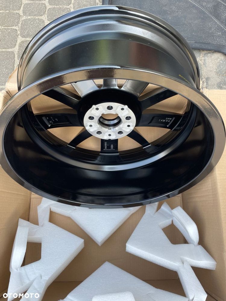 felga nowa oryginalna bmw m-pakiet g60 i5 8.5x20 is28 5a324e6 - 7