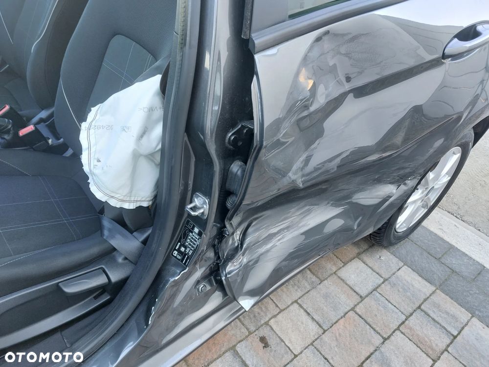 Ford Fiesta - 6