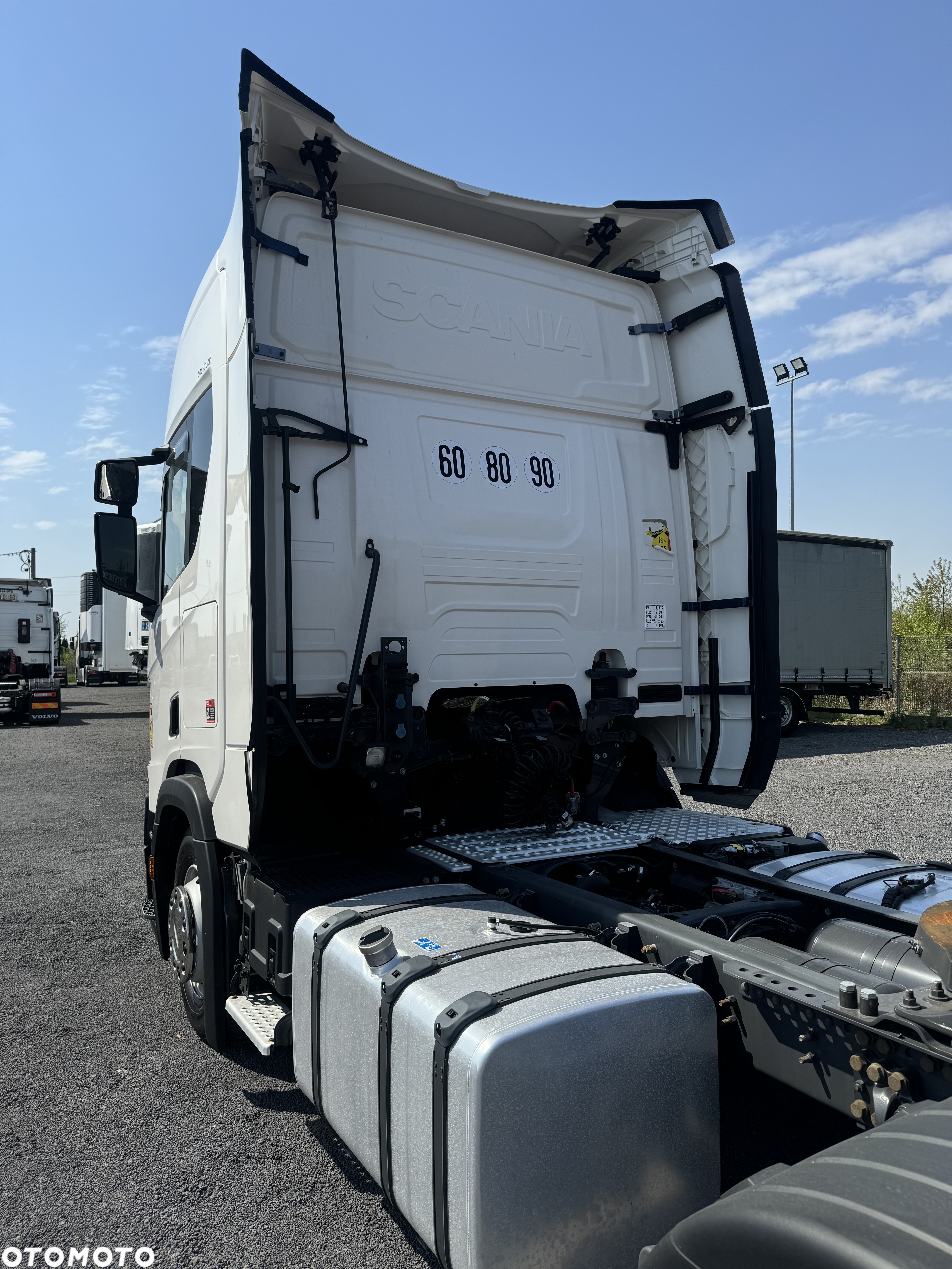 Scania R450 / Automat / Retarder / 2 Zbiorniki / Koła 315/70 / Lodówka / Stan BDB / z Francji - 16