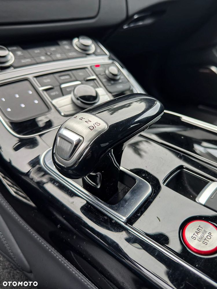 Audi S8 Plus 4.0 TFSI Quattro - 10