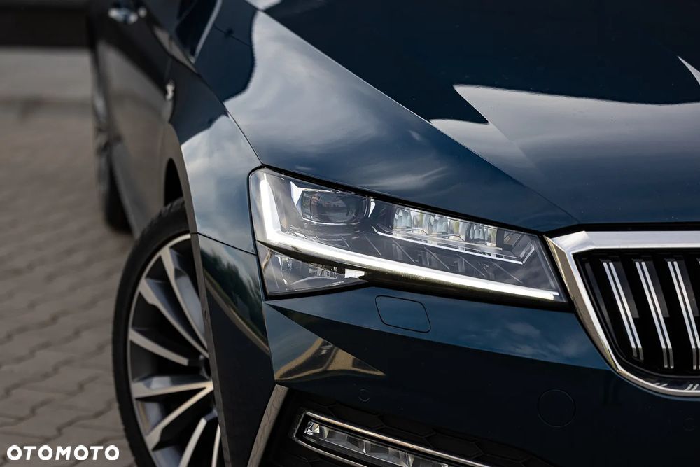 Skoda Superb 2.0 TDI SCR 4x4 L&K DSG - 9
